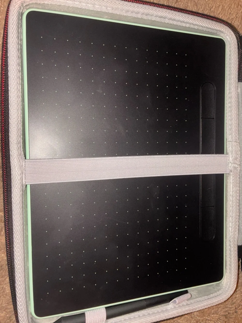 Wacom Intuos Creative Pen Tablet Pistachio Green